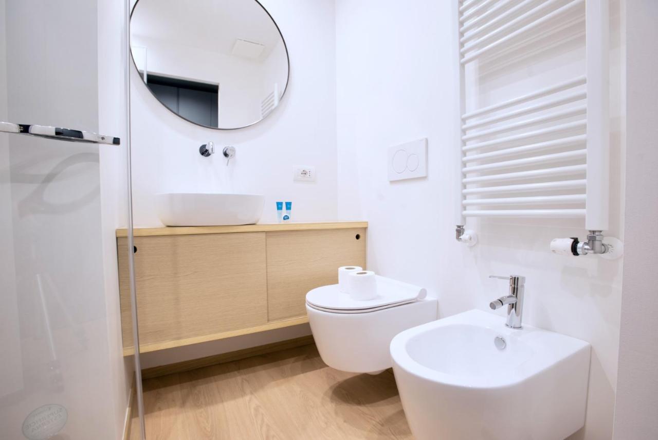 Easylife - Lusso E Tradizione In Sant'Ambrogio Daire Milano Dış mekan fotoğraf